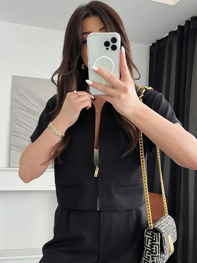 Reina Cropped Zipped Top